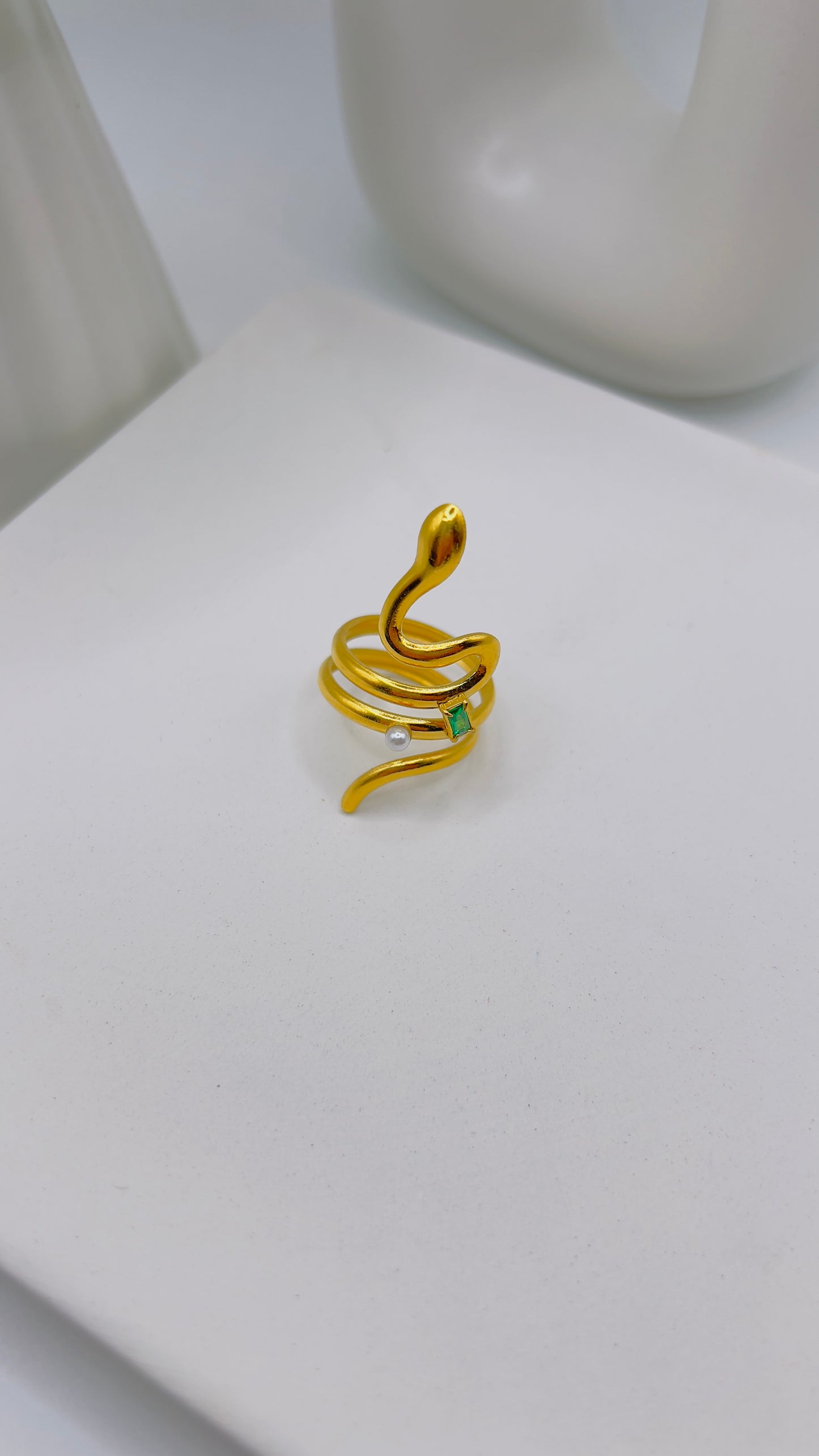 Vibora Ring