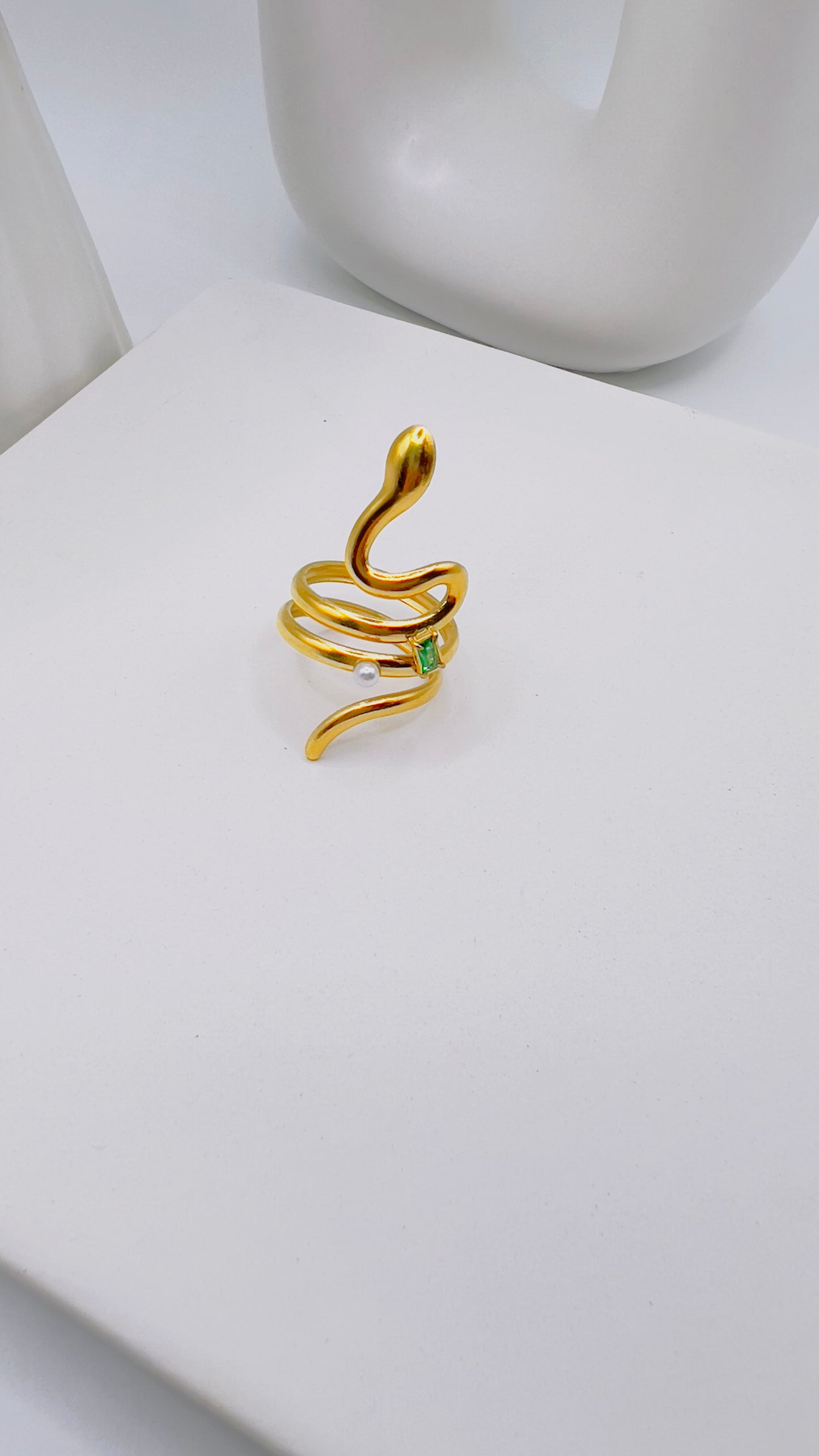 Vibora Ring