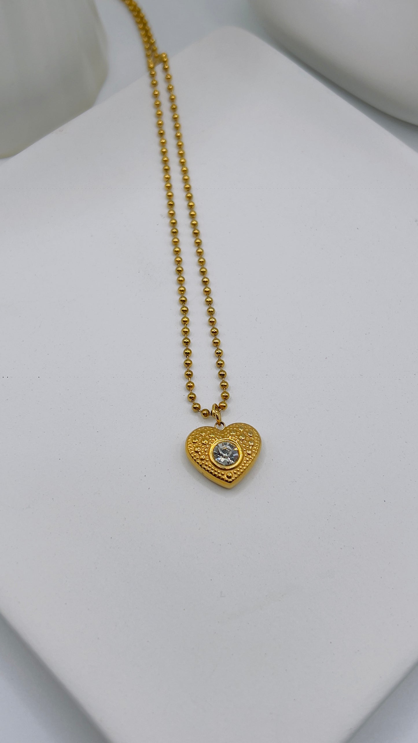 Amor Chain
