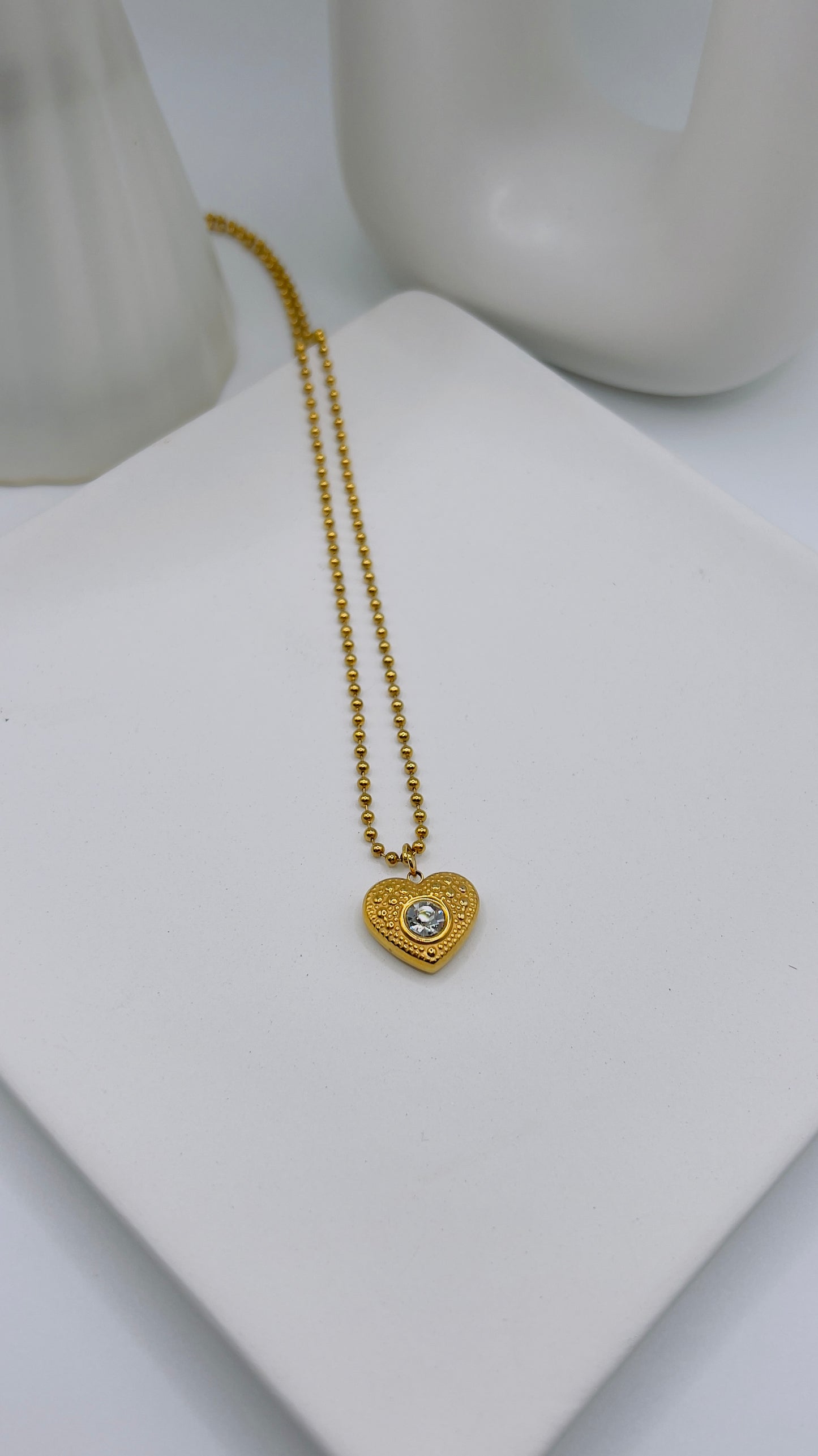 Amor Chain