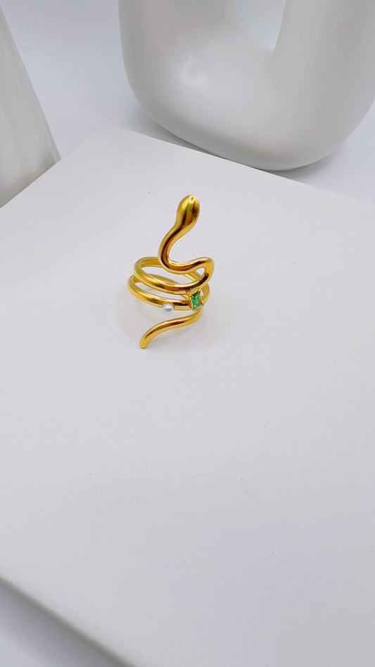 Vibora Ring